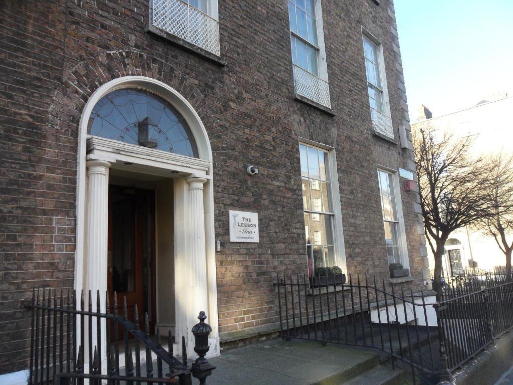 Leeson Inn Downtown Dublin Exterior photo